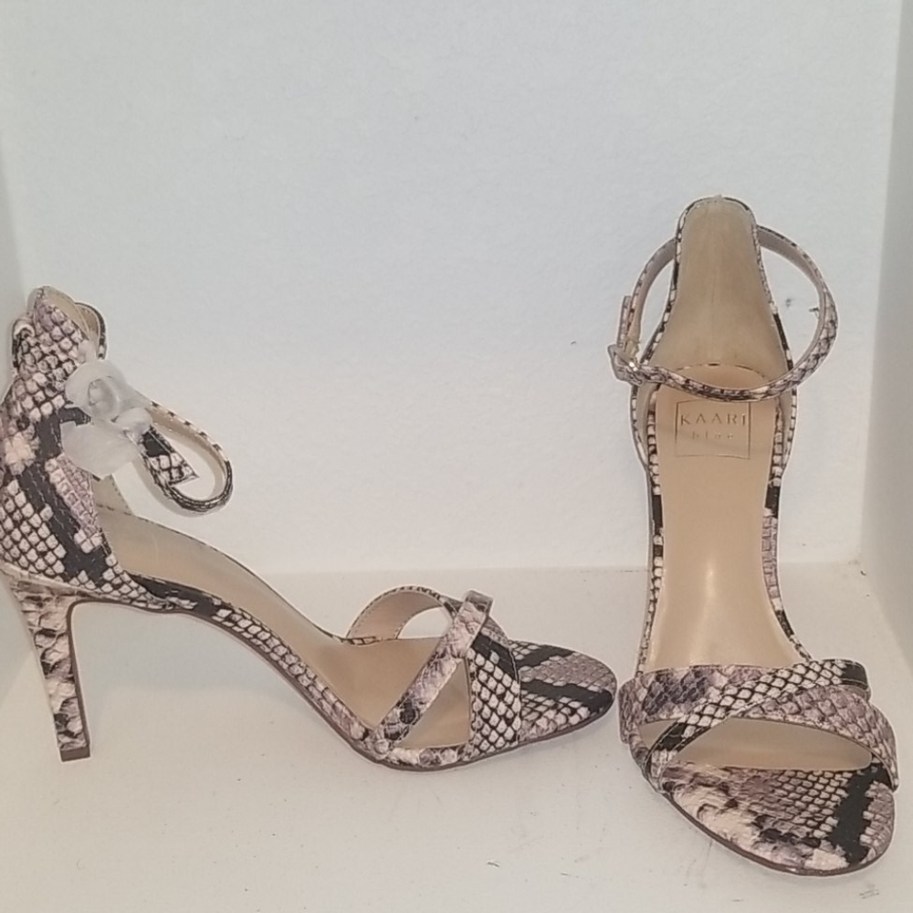 Kaari Blue Snake Print Shoes